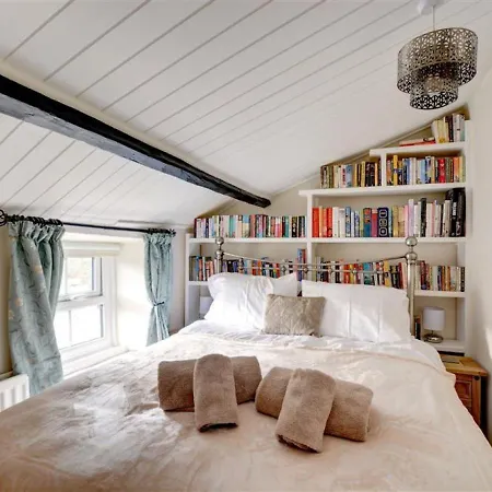 Newkin House Holiday home Bainbridge
