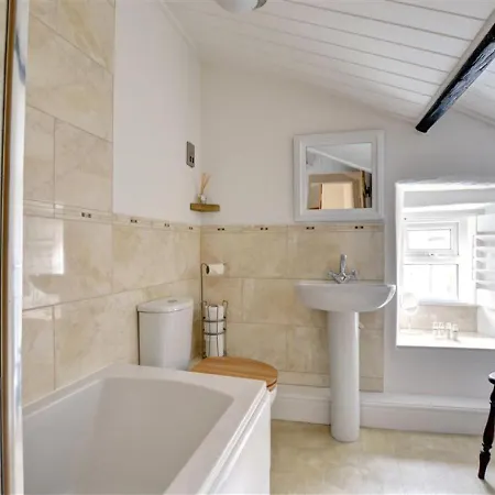 Holiday home Newkin House Bainbridge